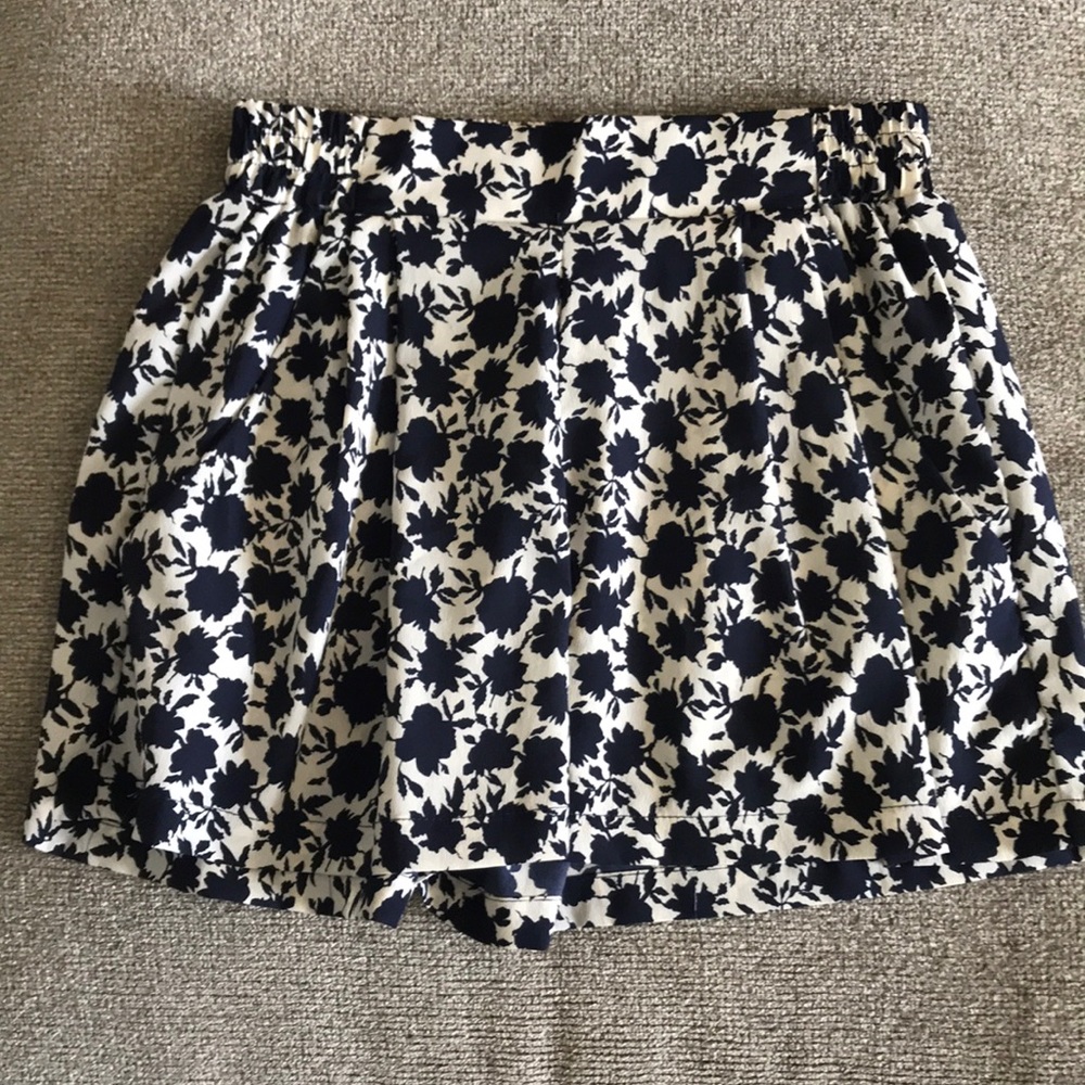 Navy and creme flowy floral shorts
